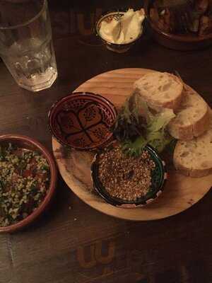 Y Delyn Wine And Tapas Bar