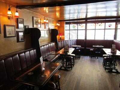 Ye Olde Murenger House