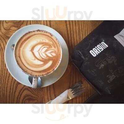 Town House Coffee & Brew Bar