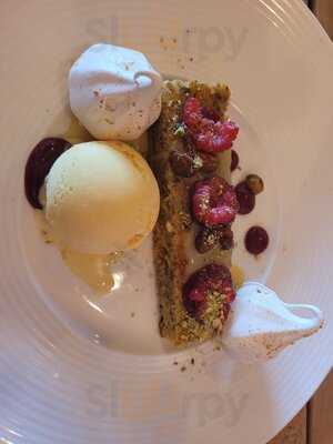 On The Rocks Restaurant Bar