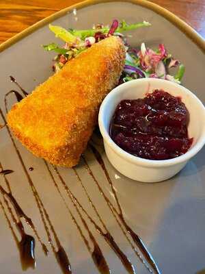 The Cripple Creek Inn