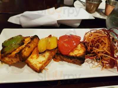 Imperial Lounge And Restaurant