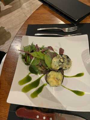 Oliver's Restaurant & Fagin's Wine Bar