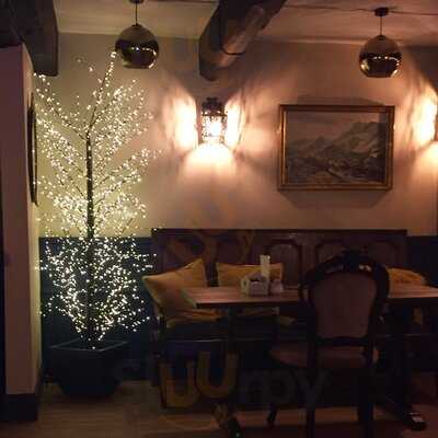 String Of Horses Restaurant And Bar