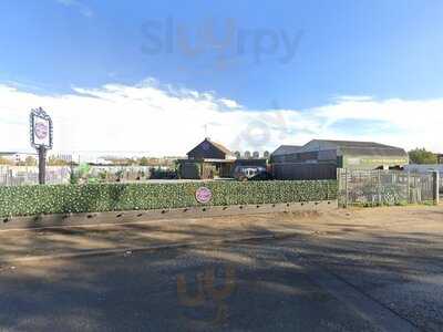 Quayside Bar And Gurkha Restaurant