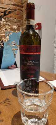 Lawson's Bar & Bistro