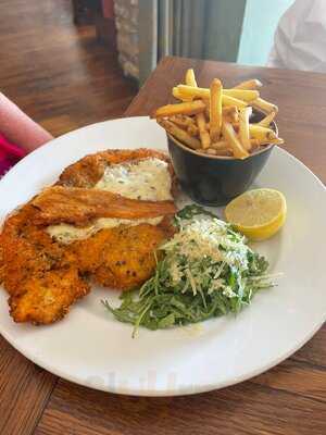 The Bear And Ragged Staff