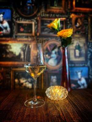 Wine & Reason Wine Bar Worthing