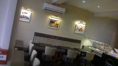 Creations Dessert Lounge