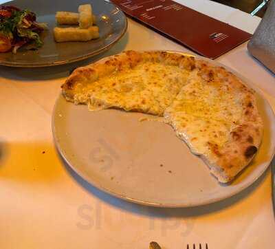 Rapallo Restaurant - Photo 7