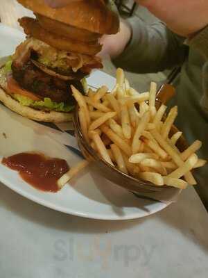 Queens Road Kitchen & Bar