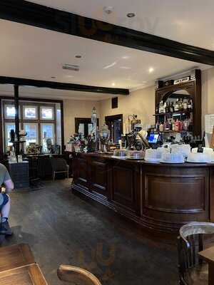 Brief Encounter Bistro & Bar