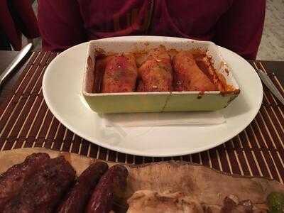 La Roberto Restaurant