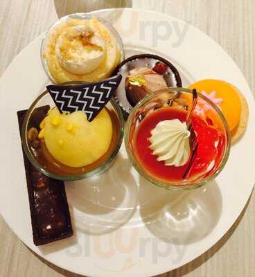 Conservatory Restaurant At Crown Hotel