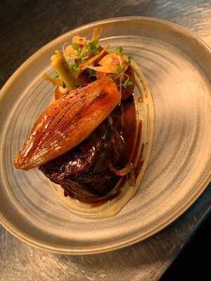 Forn Bar & Restaurant