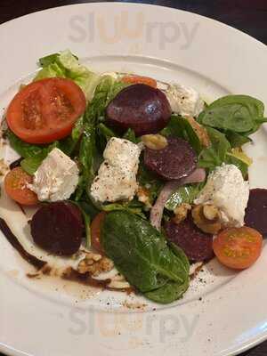 Ye Olde Fighting Cocks