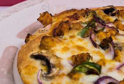 Capone's Pizza Parlour