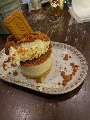 Seven Restaurant & Cafe Bar