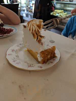 The Flowering Teapot