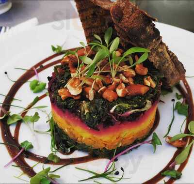 The Flowering Teapot