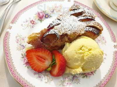 The Flowering Teapot