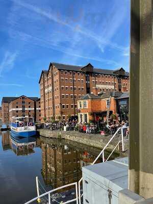 The Lord High Constable Of England - J.d Wetherspoon