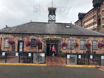 The Lord High Constable Of England - J.d Wetherspoon