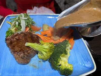 Rustica Trattoria & Inn