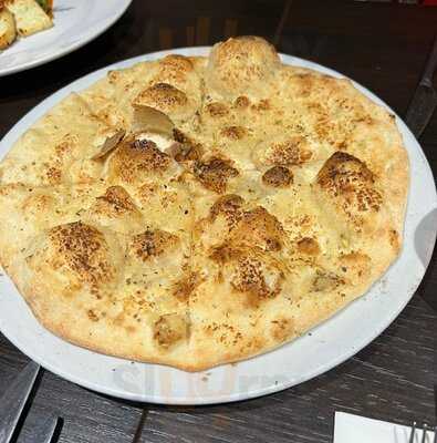 Rustica Trattoria & Inn