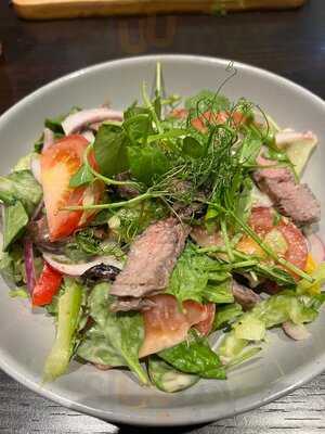 Rustica Trattoria & Inn