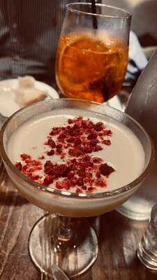 The Fox & Hounds - Harlestone