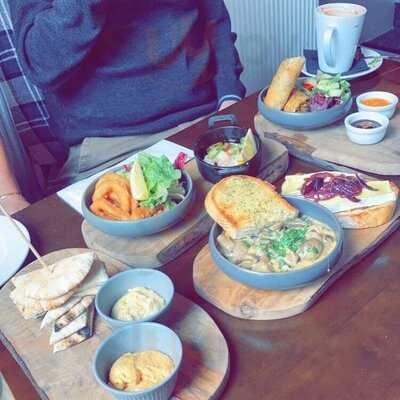 Rueters Bar And Grill