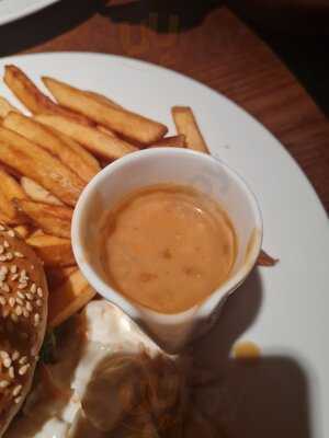 Holes Bay Table Table