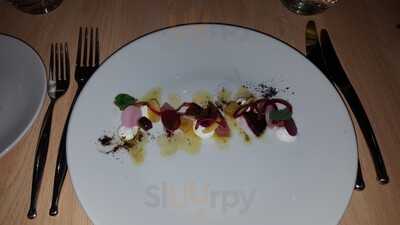 The Lounge Bistro & Bar