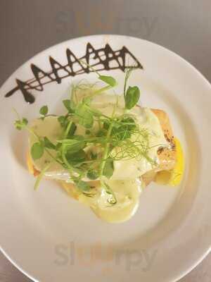 Bridge Hotel Restaurant