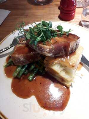 The Red Lion At Brafield