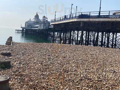 The Conservatory Restaurant At Langham Hotel