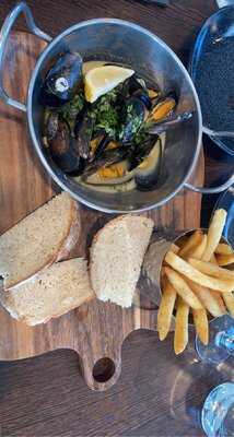 Cliffs Pavilion Restaurant