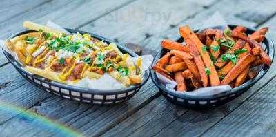 Mk11 Sports Bar & Live Music