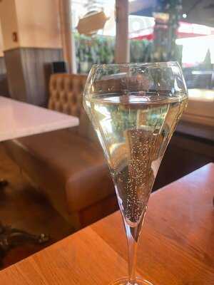 Vino Vino Wine & Cocktail Bar