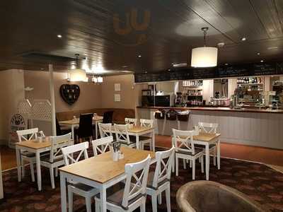 Seasons's Restaurant