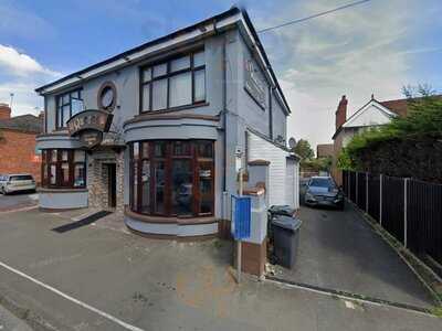 Queens Fish & Chips Restaurant