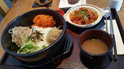 Bibimbap House
