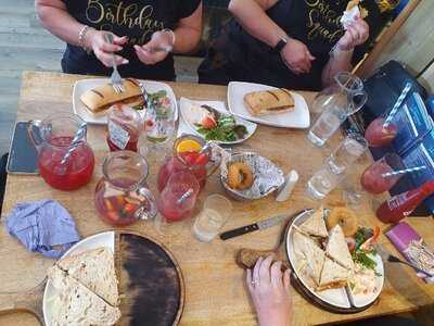 Lighthouse Cafe And Bar