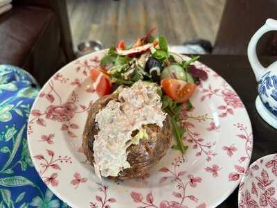 Lighthouse Cafe And Bar