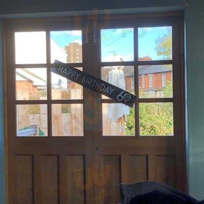 The White Horse Pub And Kitchen