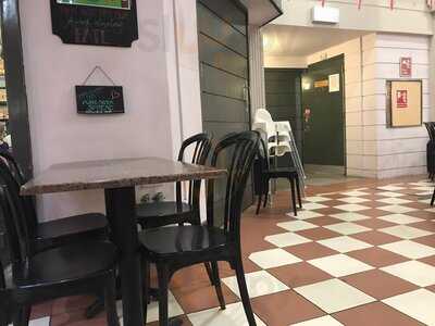 Cranberry's Coffee Shop