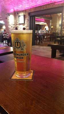 Nando's Bolton Vaults