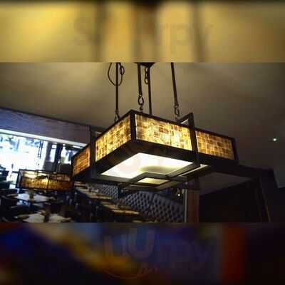 Delisserie New York Deli & Grill