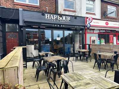 Harbour Cafe Bar